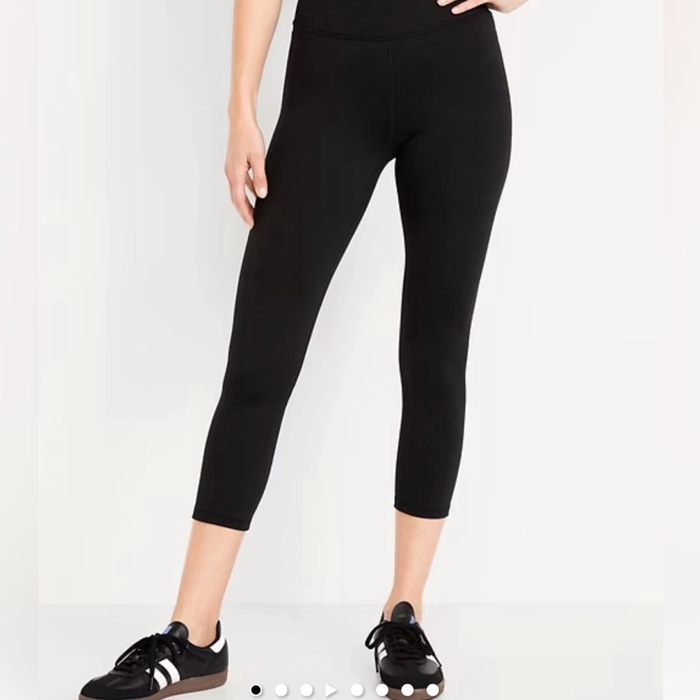 🩷 3/$18 Old Navy Women's extra high rise capri ruched leggings